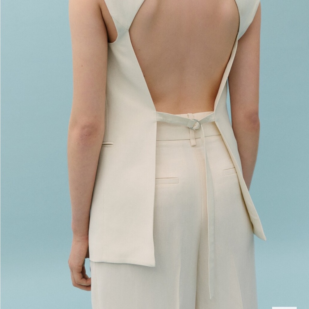 Victoria Beckham Mango Cream set - Picture 2 of 10